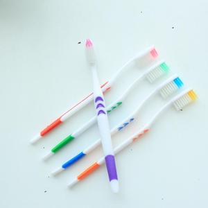 Cepillo de dientes 106 con cerdas suaves para cuidado bucal de adultos, uso doméstico - Product Image 3