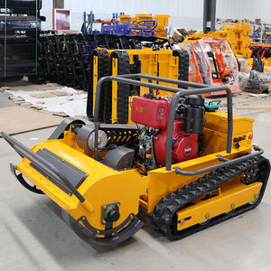 Nouveaux produits phares : Tondeuse à fléaux automotrice à chenilles à rayon de braquage zéro, télécommandée, 800 mm 1000 mm, pour tracteur - Product Image 4