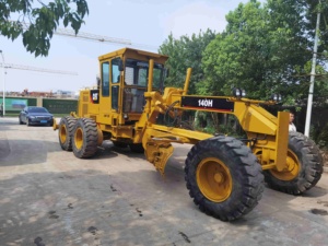 รถเกรดเดอร์มือสอง Cat 140H ปี 2014 สำหรับขาย ใช้งานแล้ว พร้อมอะไหล่สำคัญ เครื่องยนต์ ปั๊ม เกียร์บ็อกซ์  ใช้งานมาแล้ว 2001-4000 ชั่วโมง จากญี่ปุ่น - Product Image 6