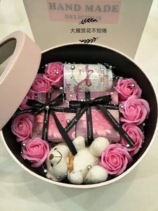 Cylinder Shape Transparent PVC Window Round Flower <strong>Box</strong> <strong>Bride</strong> Hand Gift of Flowers Soap Rose Flower Gift <strong>Box</strong> - Product Image 3