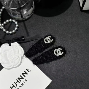 En gros Pince à cheveux tendance et polyvalente, accessoire capillaire nouveau style, créatif, avec breloque scintillante, DIY CC Fashion - Product Image 3