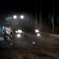 Nueva Luz de Conducción LED E-Boost de Doble Salida Blanca/Ámbar para Camionetas Jeep