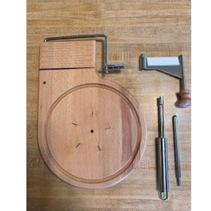 Roulette à fromage et trancheuse 2-en-1, râpe à fromage en acier inoxydable, gadget <span class=keywords><strong>de</strong></span> cuisine multifonctionnel, coupe-fromage - Product Image 6