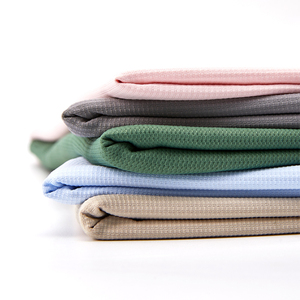 Tessuto 90% 10% in poliestere Spandex protezione solare con finitura morbida opaca tessuto UPF50 + per indumenti protettivi solari - Product Image 3