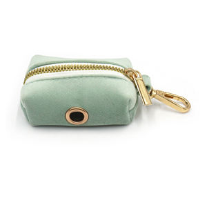 El superventas en 2025, correa para caminar para perros verde salvia de terciopelo suave, nuevo diseño personalizado, soporte para bolsa de caca de perro, correas de poliéster para mascotas - Product Image 2