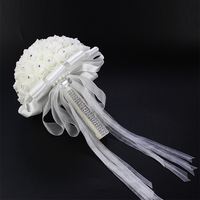 Meilleur vendeur blanc Bouquet mousse Rose mariée tenant des fleurs pour les demoiselles d'honneur de mariée avec des rubans doux de diamant