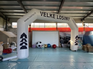 Arco Inflável de PVC de Grau Comercial com Bomba de Ar Elétrica para Publicidade em Corridas de Maratona - Product Image 1
