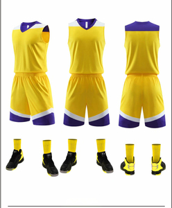 Maillot de basketball personnalisé à rayures 100 % polyester unisexe pour adulte, col en V, sans manches, absorbant la transpiration, respirant et à séchage rapide - Product Image 6