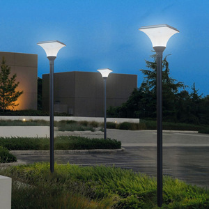 Lampes solaires de jardin Juming 20W avec télécommande, éclairage LED extérieur pour cour, parc et aménagement paysager - Product Image 3