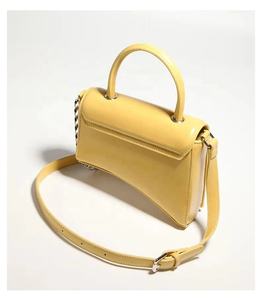 حقيبة يد عصرية من الجلد الصناعي مع شعار مخصص محافظ وحقائب يد شخصية فريدة من نوعها حقائب إبداعية للنساء حقيبة كروس بودي - Product Image 5