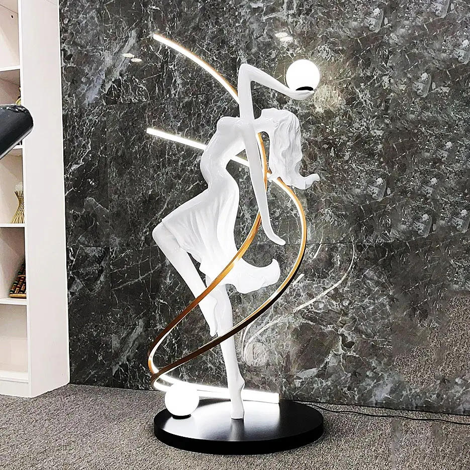 Yüksek kaliteli otel lüks yaratıcı dans tanrıça köşe ayakta ışık Modern Minimalist tasarımcı sanat dekorasyon Led zemin lambası