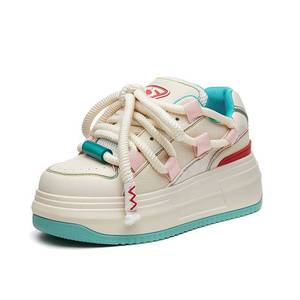 Nuevos zapatos deportivos blancos de alta calidad adecuados para niños y damas Zapatos blancos de tamaño pequeño Estilo moderno y único - Product Image 6