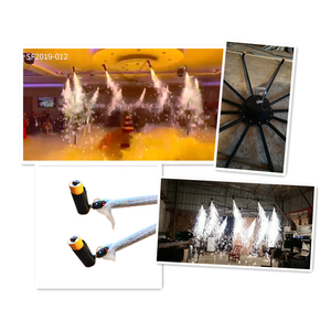 مزهرية أخرى للطاولة, مزهرية مصنوعة من الرصاص والمصنوعة من الحديد ، تستخدم كديكور في حفلات الزفاف والحفلات - Product Image 4