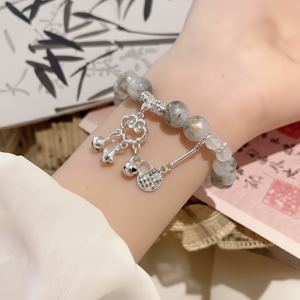 Vendita calda Trending moda croce farfalla lega di perle minimaliste braccialetti e braccialetti da donna all'ingrosso - Product Image 1