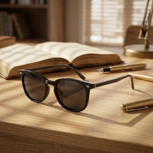 Gafas de Sol con Montura Completa TR y Lentes TAC, Gafas de Sol Polarizadas para Conducir en Carretera y Viajes por Carretera - Product Image 1