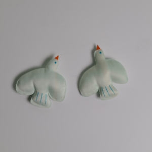 Patch brodé personnalisé avec fer sur support idéal pour les vêtements d'enfants - Product Image 3