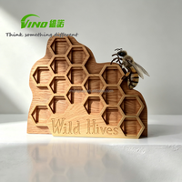 Présentoir en bois naturel multi-compartiments en forme de nid d'abeille pour pots de miel, organisateur de miel rustique gravé pour magasin de détail