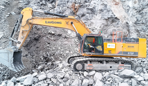 Excavatrice Liugong 975F, excavatrice mobile de 78 tonnes, excavatrice hydraulique équipée d'un système de commande hydraulique et de pièces détachées gratuites - Product Image 6