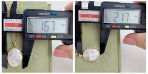 Medalla virgen de Perlas, joyería religiosa, Gargantilla Ovalada de la virgen - Product Image 6