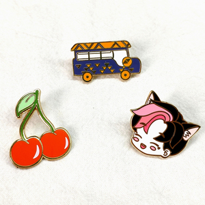 Pin <span class=keywords><strong>de</strong></span> solapa fabricantes <span class=keywords><strong>de</strong></span> China personalizado al por mayor Metal cereza Pins <span class=keywords><strong>de</strong></span> esmalte duro - Product Image 2