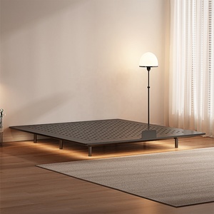 Tête <span class=keywords><strong>de</strong></span> <span class=keywords><strong>lit</strong></span> en acier au carbone avec éclairage intégré et <span class=keywords><strong>suspension</strong></span>. Chambre à coucher principale moderne et minimaliste, <span class=keywords><strong>lit</strong></span> double, style minimaliste italien - Product Image 4