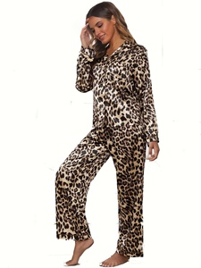 <span class=keywords><strong>Moda</strong></span> Sexy Smooth Printed Stripe manga larga <span class=keywords><strong>y</strong></span> pantalones largos 2 piezas Set Home Wear <span class=keywords><strong>Pijamas</strong></span> secretos para mujer - Product Image 6