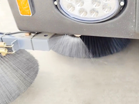 Autolaveuse électrique autoportée neuve avec batterie 48V, brosse latérale et balayeuse de sol 600W