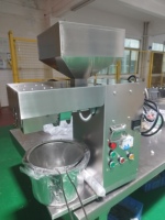 Presse à huile commerciale automatique à grande capacité 20KG/H en acier inoxydable pour le traitement de plusieurs graines : soja, olive, noix de coco, sésame