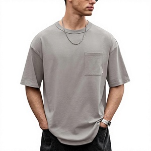 Camiseta de Hombre al por Mayor, 100% Algodón, Tejido Interlock, 240 GSM, Hombros Caídos, con Bolsillo en el Pecho, Fabricación OEM, Logotipo Personalizado - Product Image 5