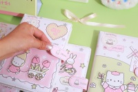 Carnet de notes 32K pages couleur avec couverture magnétique en PU, motif dessin animé 3D et décoration holographique, 112 feuilles