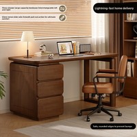 Premium bureau van massief hout met boekenplank en opberglades voor thuiskantoor of slaapkamer.