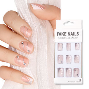 Magnifique <span class=keywords><strong>faux</strong></span> ongle court carré rose avec strass presse de luxe sur <span class=keywords><strong>faux</strong></span> <span class=keywords><strong>ongles</strong></span> <span class=keywords><strong>kit</strong></span> fait à la main acrylique bâton sur les <span class=keywords><strong>ongles</strong></span> avec de la colle - Product Image 3