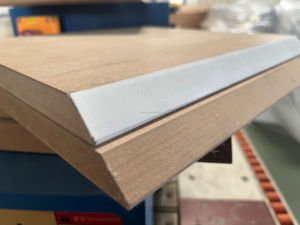 Rouleau de finition pour bords de bois de cuisine, pour armoires de cuisine et menuiserie - Product Image 1