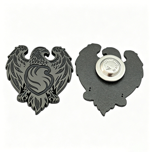 Spilla Magnetica Personalizzata Nera con Aquila a Doppia Testa in Rilievo, Distintivo in Metallo Smaltato Morbido con Cartoncino Stampato per Souvenir di Squadra - Product Image 2