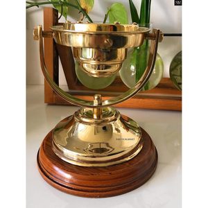 Brújula Náutica Analógica de Latón de 5'' de Alta Precisión, Decoración para el Hogar, Guía Direccional, Uso en Senderismo y Actividades al Aire Libre - Product Image 4