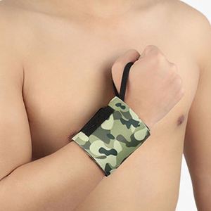 Attelles de poignet confortables en néoprène pour soutenir les poignets faibles ou fatigués lors des exercices de musculation, y compris la presse sur banc, pour la force en salle de sport - Product Image 4