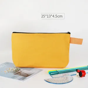 Estuche de Lápices con Cierre de Spandex y Logotipo Personalizado, Bolsa de Maquillaje Portátil Promocional con Cubierta de Cuero, Estilo Ejecutivo Moderno - Product Image 5