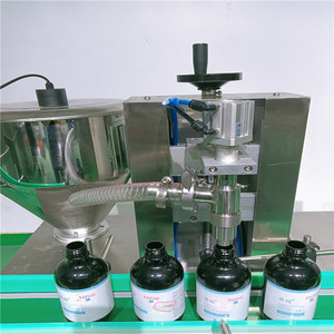 Macchina automatica ad alta viscosità per il riempimento di cera di candela per gel di soia/paraffina per capelli di zucchero per capelli d'api - Product Image 5