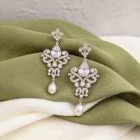 Boucles d'oreilles pendantes de luxe en forme de lustre, bijoux de mariage en perles, accessoires de soirée plaqués rhodium pour femmes 2027