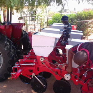 آلة زراعة الذرة ذات الصفين المثبتة على الجرار للمزارع الصغيرة ذات بنية متينة - Product Image 6