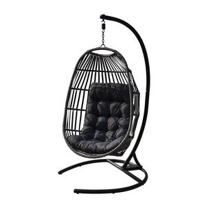 Fauteuil suspendu en rotin pour jardin extérieur, moderne et élégant, avec coussin - Product Image 4