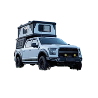 Camper personnalisé pour pick-up, type Overland, avec tente escamotable intégrée à la benne