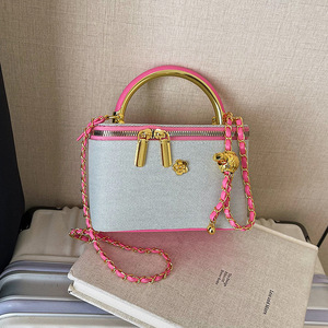 Sac à main tendance haut <span class=keywords><strong>de</strong></span> gamme pour femme, sac fourre-tout décontracté en cuir PU avec poignée rigide, sac à bandoulière portable <span class=keywords><strong>de</strong></span> créateur - Product Image 4