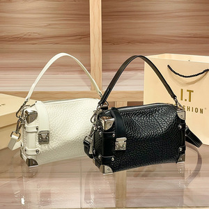 Designer Fluffy Fur Genuine Lamb's Fluffy Soft Casual <b>Satchel</b> <b>Women's</b> Handbag Zipper Custom Logo Autumn Winter Simple Brand Bags - Product Image 1