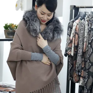 Factory Price Warm Casual Shrug Designs Women Tassel Fox Fur Collar Womens Winter Long Shrug For Women