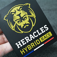 Nouvelle conception, étiquette en silicone transparente 3D sur mesure, logo de marque, patchs en caoutchouc PVC souple pour vêtements de marque de mode