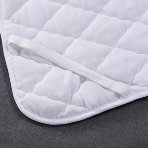 Protège-<span class=keywords><strong>matelas</strong></span> en tissu tissé polyester-<span class=keywords><strong>coton</strong></span>, style Simmons, pour hôtel, avec jupe élastique personnalisée, vente en gros usine - Product Image 3