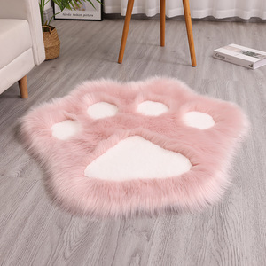 Alfombra Shengxi con Forma de Pata de Gato, Piel Sintética de Conejo, Color Rosa, Antideslizante, para Sala de Estar o Dormitorio, Lavable a Máquina - Product Image 1