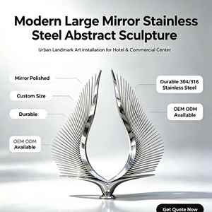 Sculpture d'art abstrait en acier inoxydable poli miroir, avec un design en forme d'aile, motif ajouré complexe, style moderne - Product Image 4