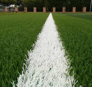 Césped Artificial Marcado para Campo de Fútbol, Rollo de Césped Sintético Blanco, Césped para Exteriores, Campo de Fútbol, 50 mm de Grosor - Product Image 2